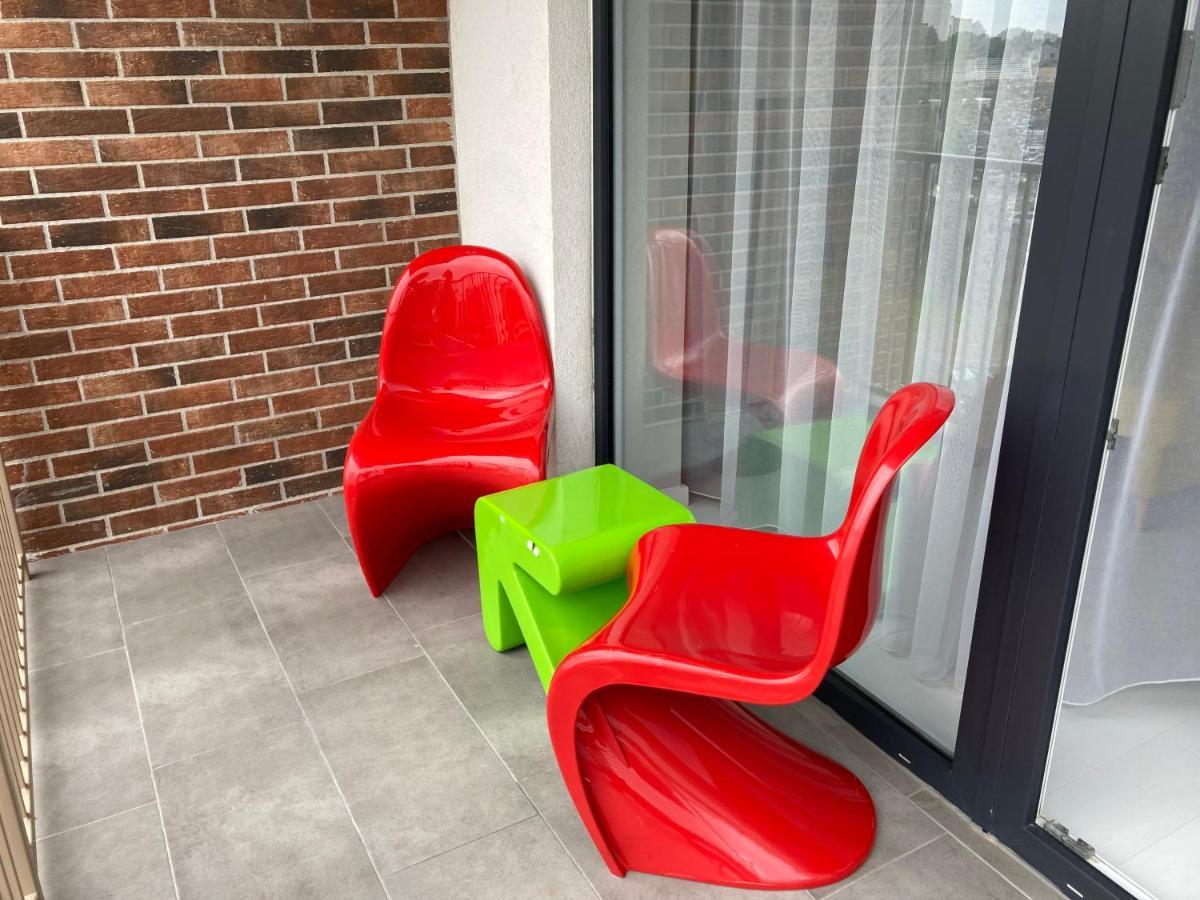 Apartamentul Max, Practic Si Confortabil Oradea Exterior photo