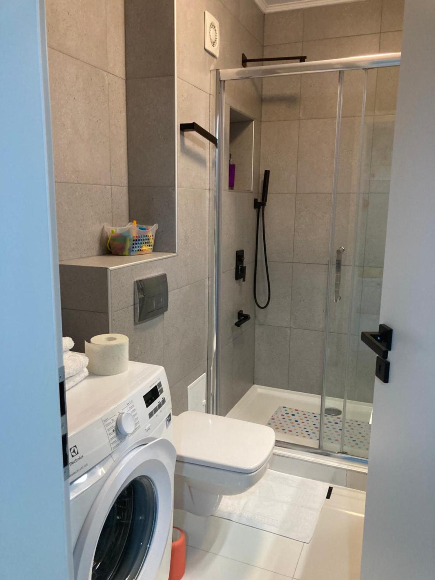 Apartamentul Max, Practic Si Confortabil Oradea Exterior photo